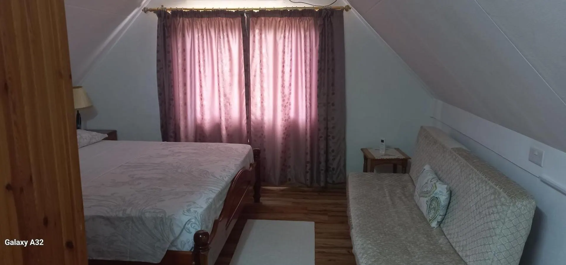 *** Guest house Loversnest Self Catering Anse aux Pins Seychelles