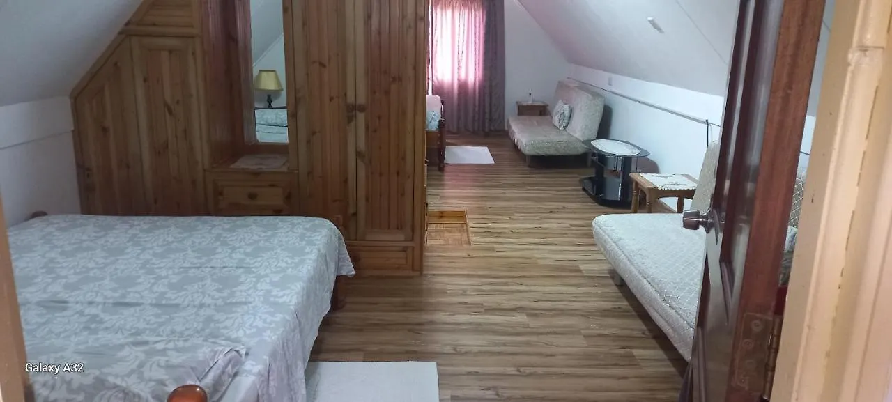 *** Konukevi Loversnest Self Catering Anse aux Pins Seyşel Adaları