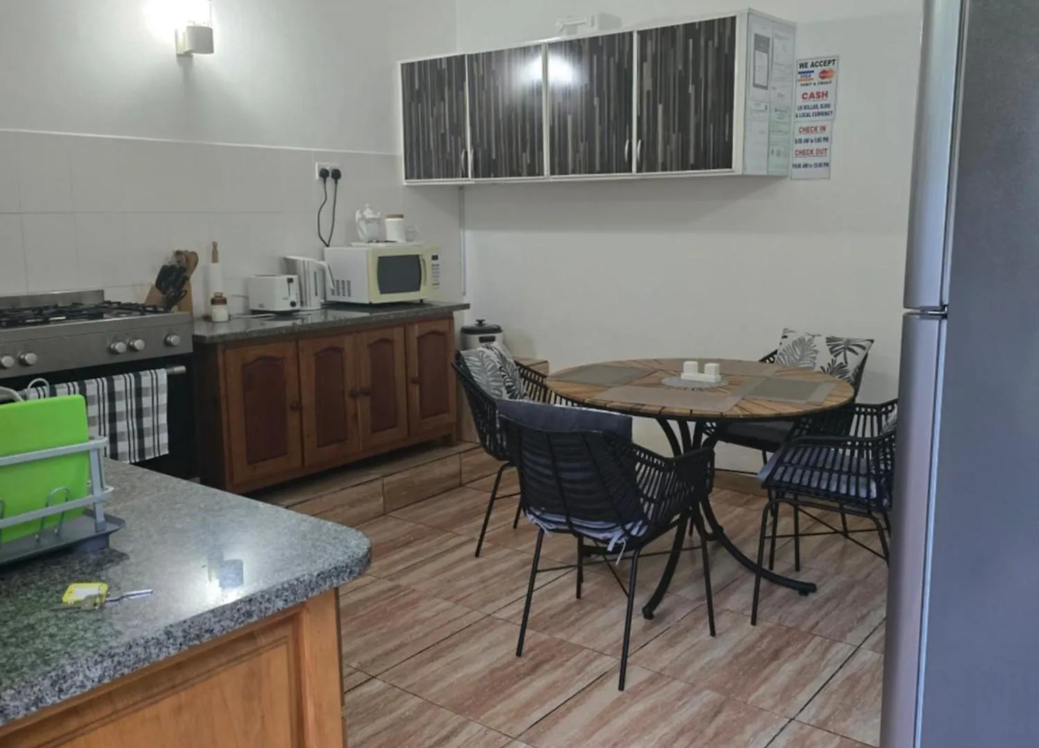 Loversnest Self Catering Anse aux Pins
