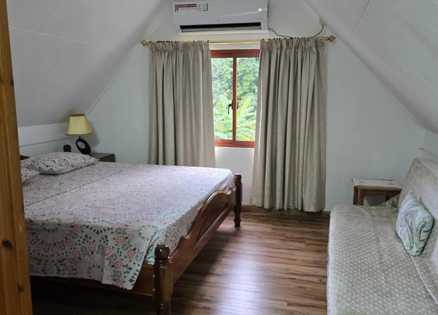 Maison d'hôtes Loversnest Self Catering Anse aux Pins