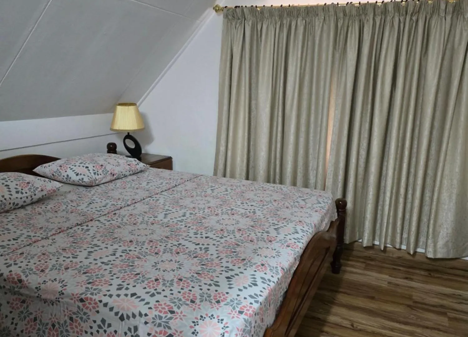 Loversnest Self Catering Anse aux Pins Konukevi